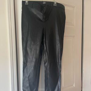 Black Zara faux leather leggings